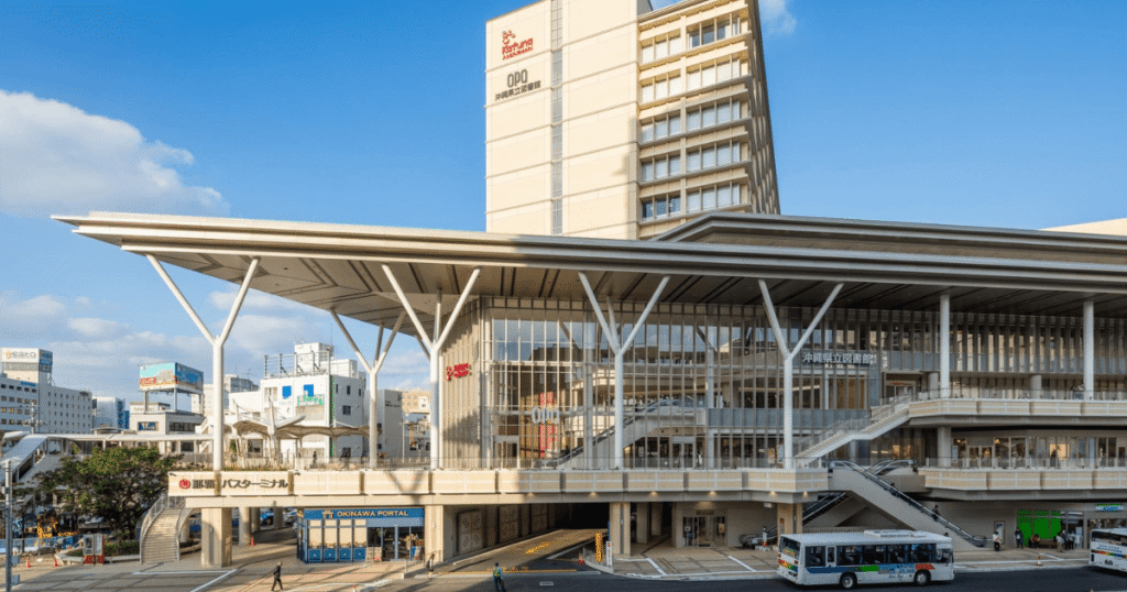 沖縄県立図書館の外観